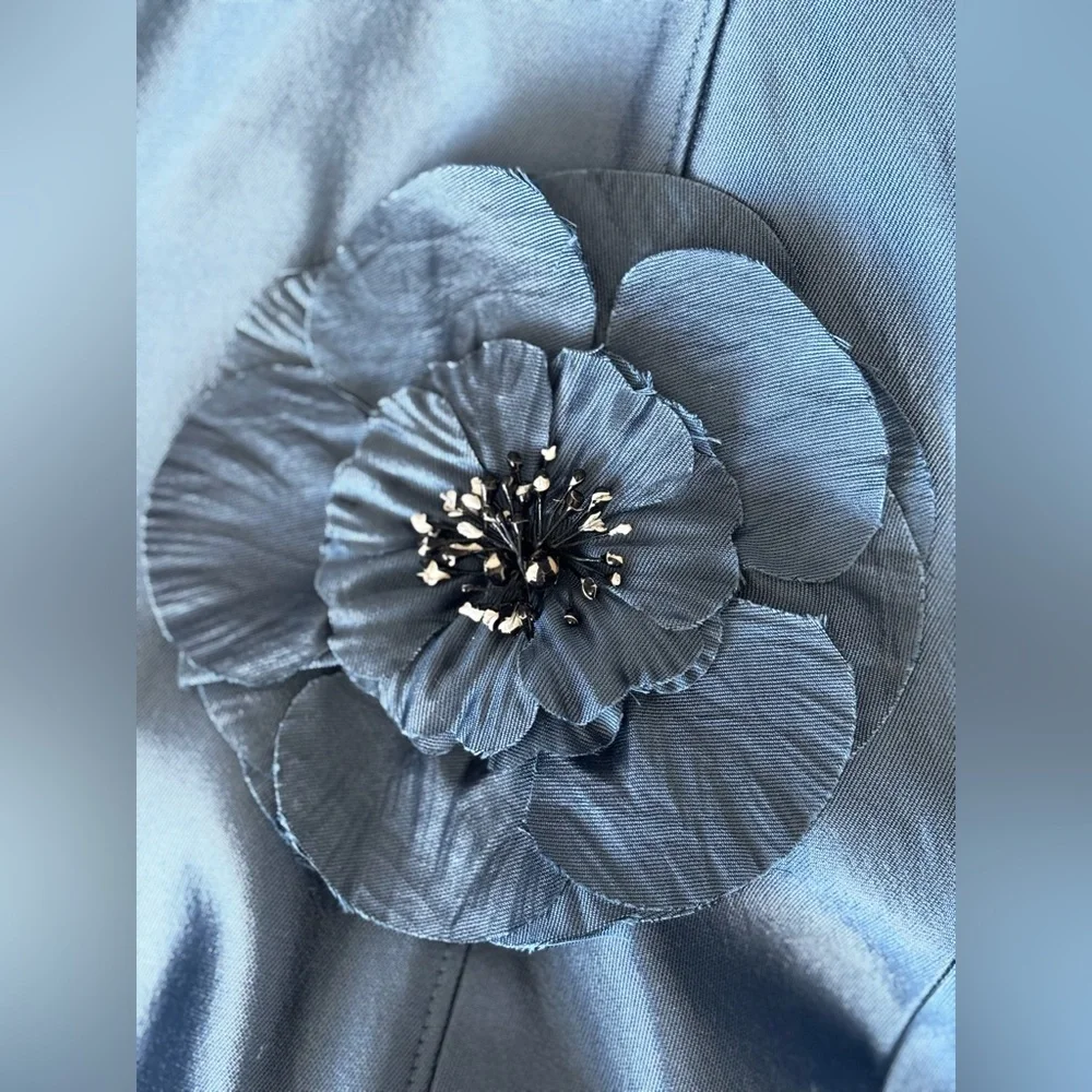 Lily & Taylor Blue Silk Wool 2pc Skirt Suit w/Floral Rosette Lace Brocade NWT 14 - Picture 4 of 16